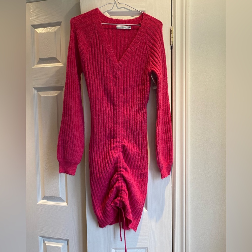 NWT Lush Fuchsia Ribbed Long Sleeve knit body con Dress Adjustable Ruching